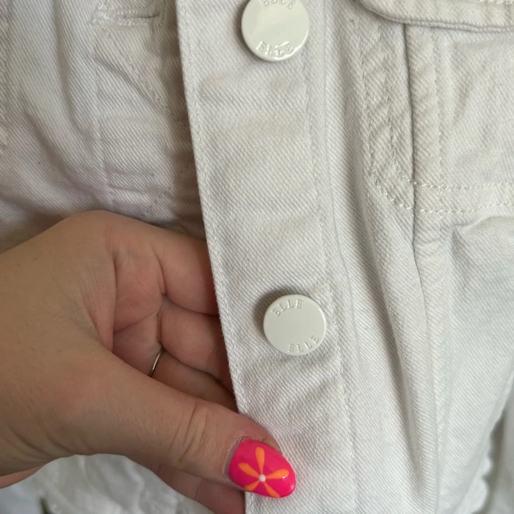 Elle Ruffle Jean Jacket - Picture 2 of 9